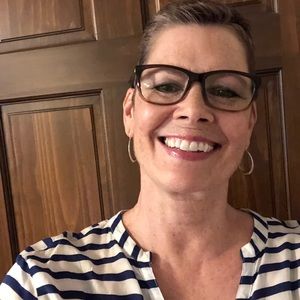 Meet your Posher, Debra